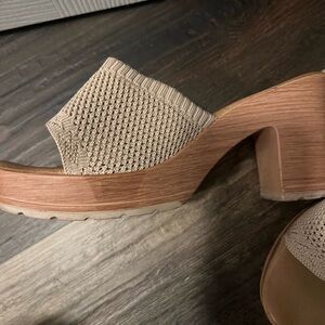 Women's Tan Slip-On Sandals